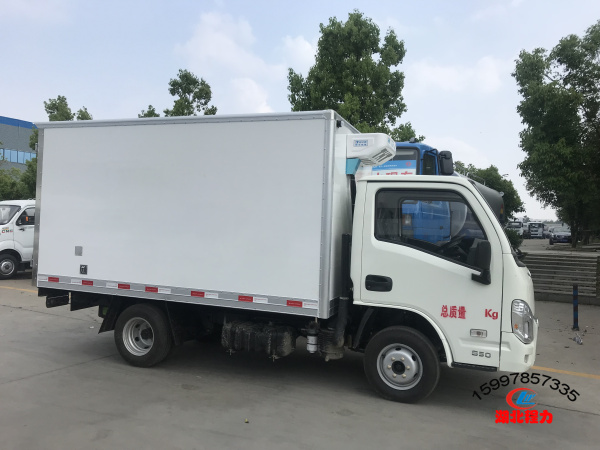 躍進小福星冷藏車