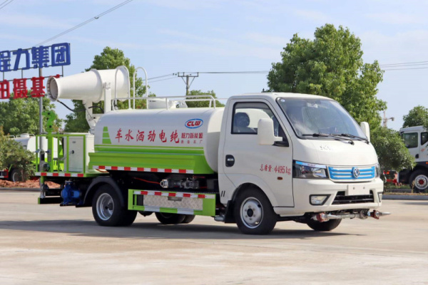東風(fēng)華神新能源噴藥車（2方）