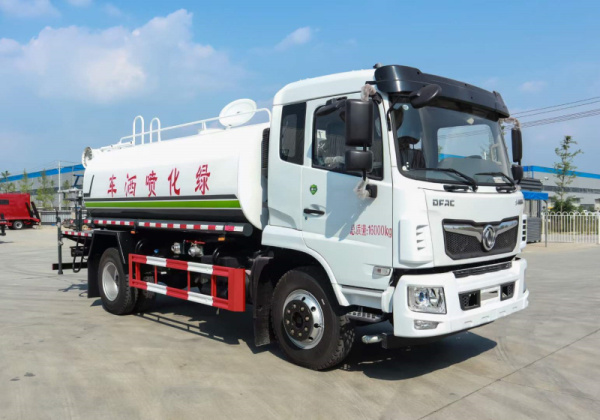 東風福瑞卡F9噴藥車12方